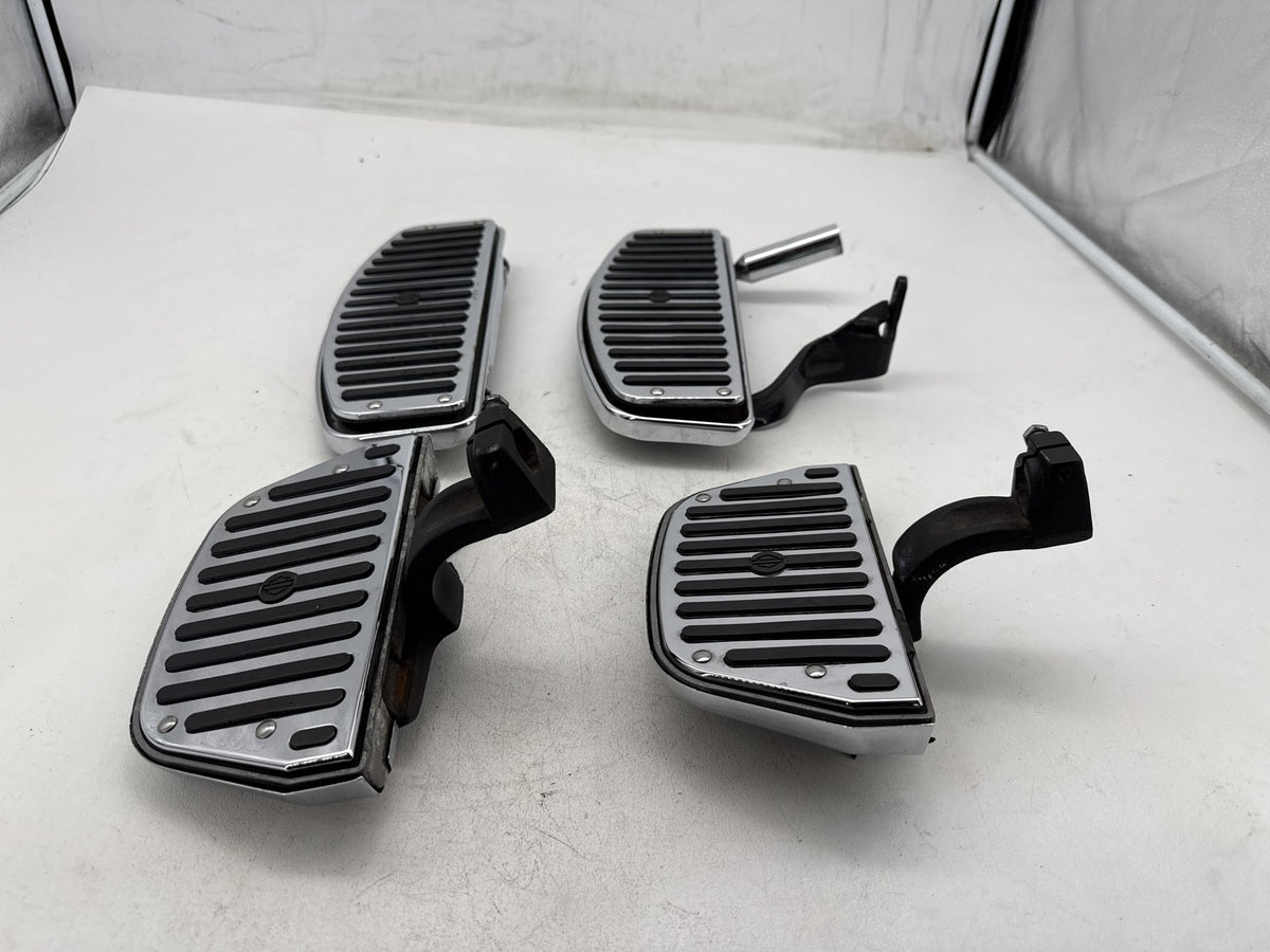 97 Harley Heritage Softail Classic Left Right Driver & Pass Floorboard Foot Rest