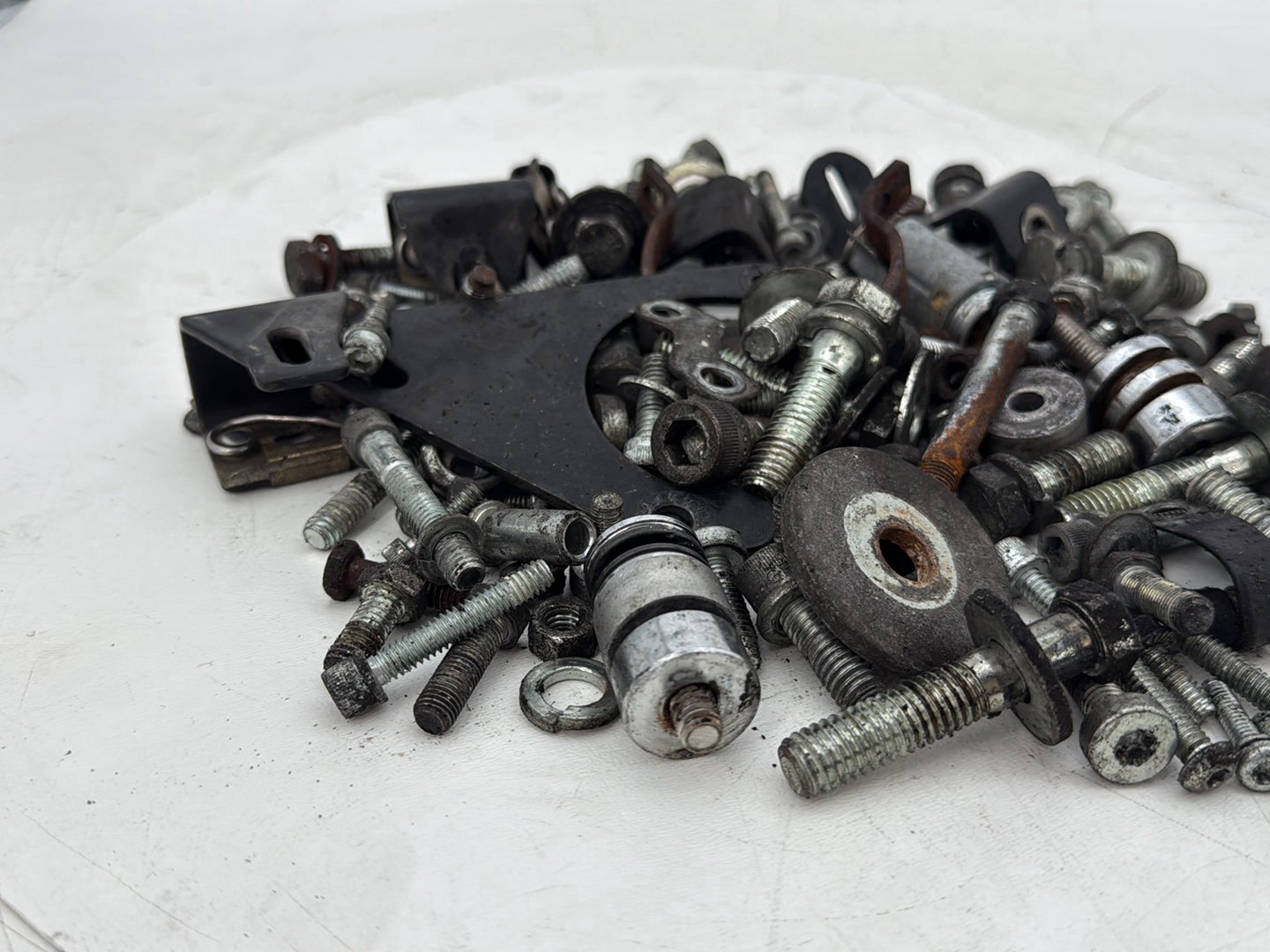 2006 Harley Electra Glide Touring Classic FLHTCI OEM Hardware Bolts Nuts & Brackets