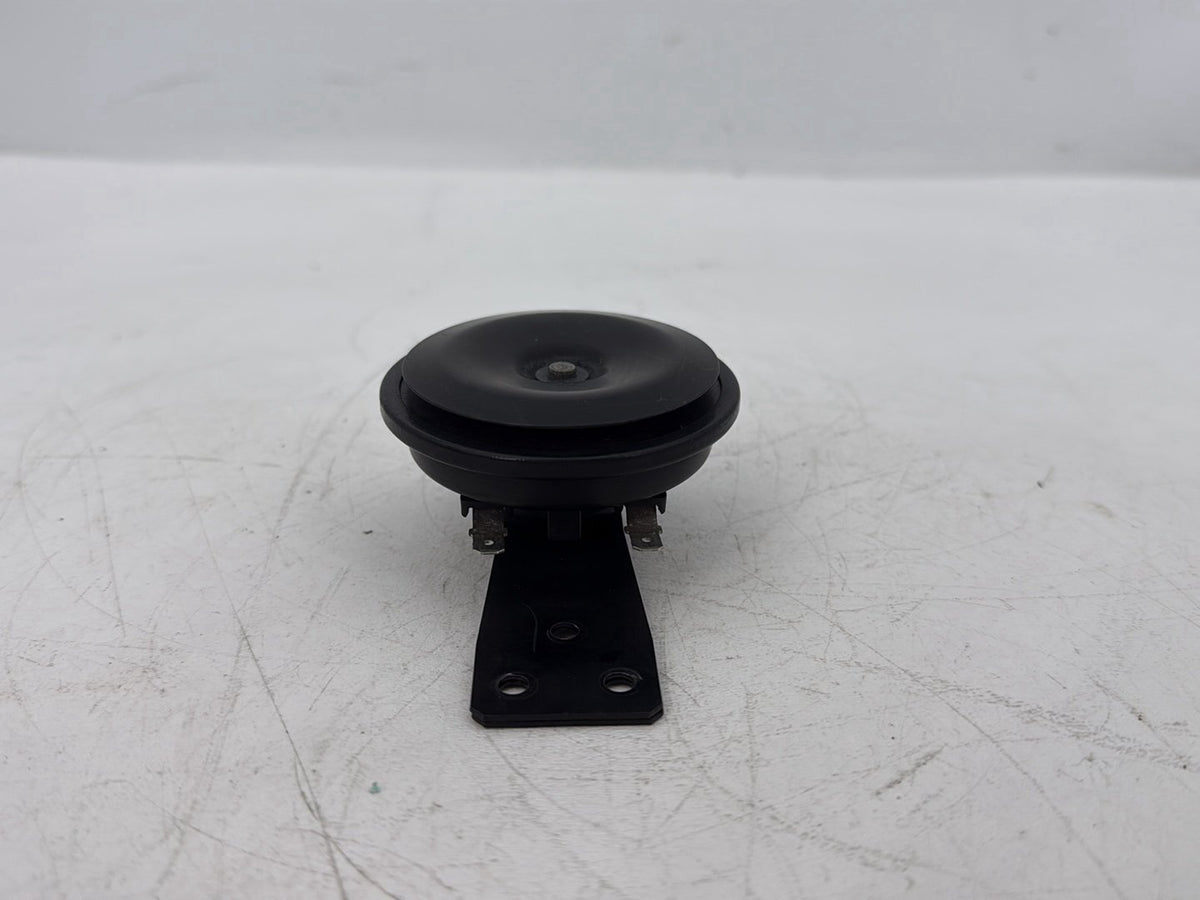 2006 Harley Sportster XL883C 883 Custom OEM Signal Horn Klaxon Beep 69043-96A