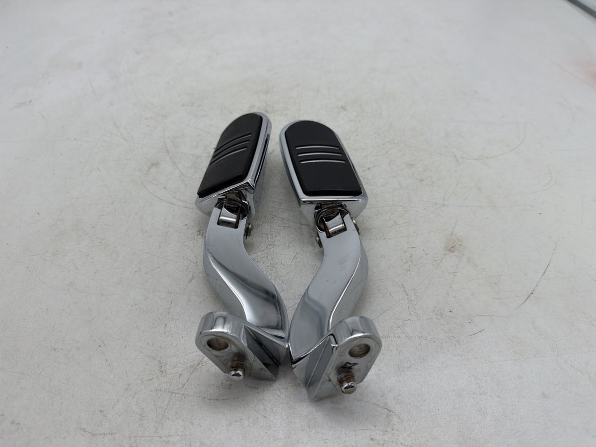 2010 Harley Street Glide Touring FLHX OEM Passenger Left & Right Foot Pegs