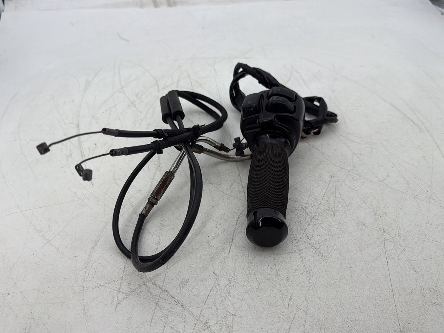2013 Harley Forty-Eight Sportster 1200X OEM Right Engine Start Kill Switches Controls