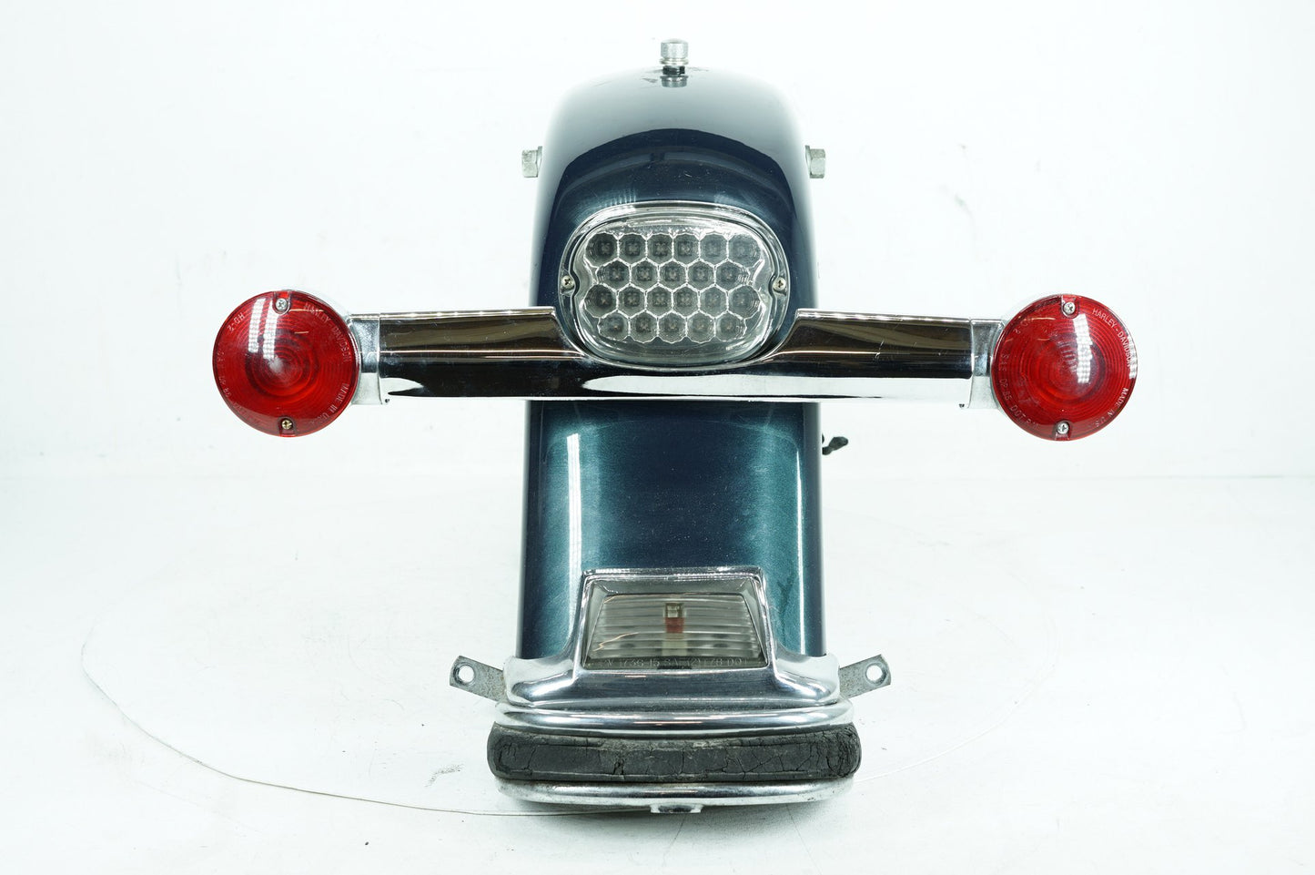 1999 - 2006 Harley-Davidson Touring Electra Ultra Classic Rear Wheel Fender & Turn Signals Bar 59579-01B