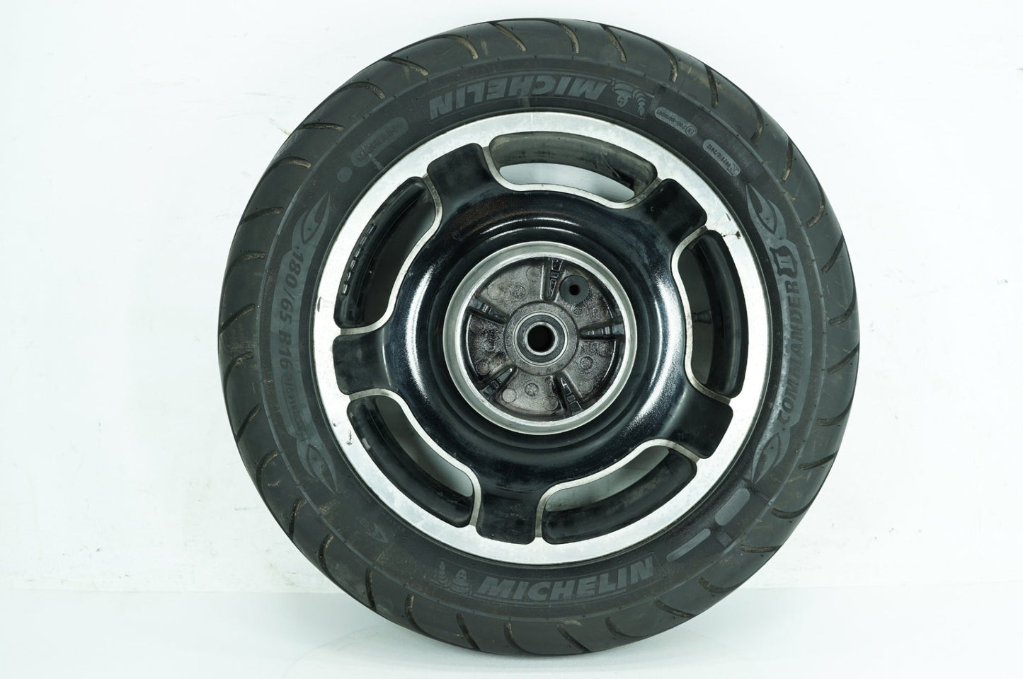 2007 - 2012 Harley-Davidson Touring Street Glide Rear Wheel Rim Tire 180/65B16 81H, Michelin, Airstrike