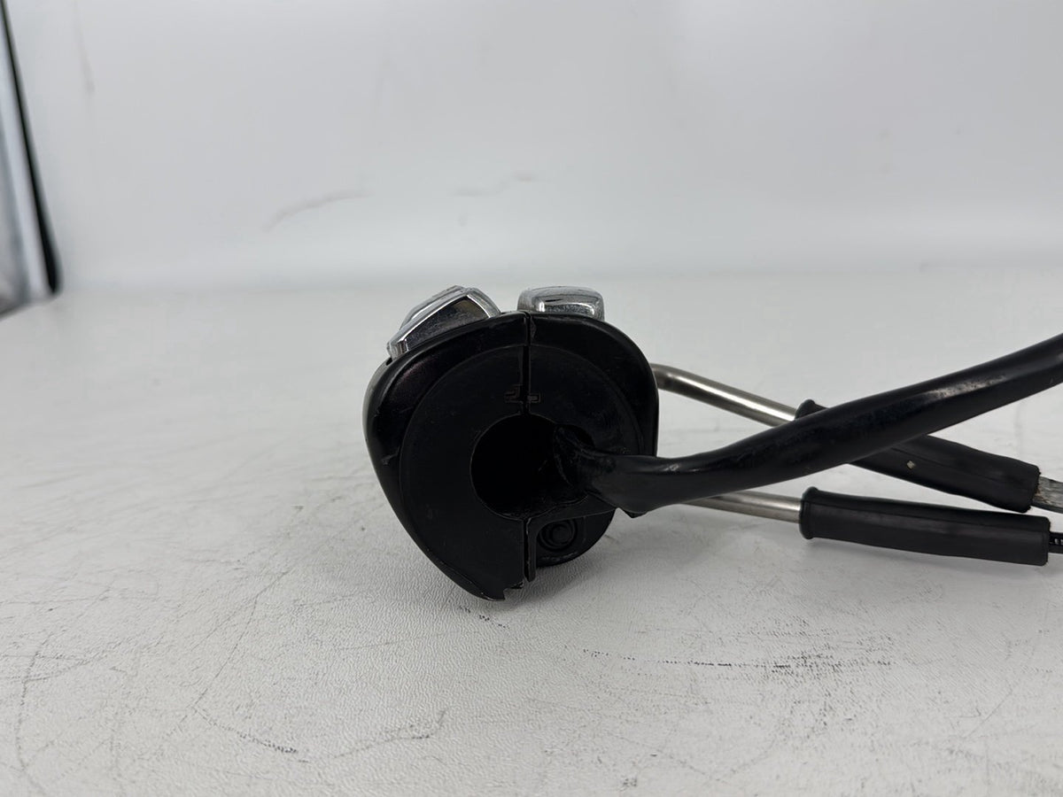 05 Harley Sportster XL883C 883 Custom Right Engine Start Kill Switches Controls