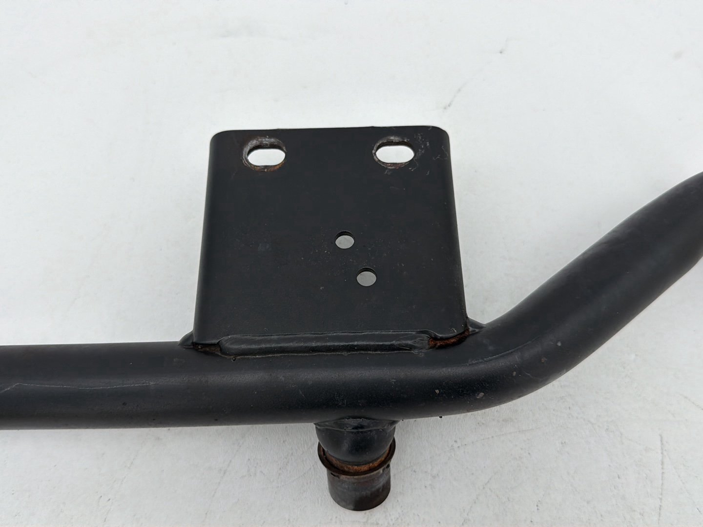 2007 Harley Softail Standard FXST OEM Exhaust Muffler Interconnect Bracket Support Bar