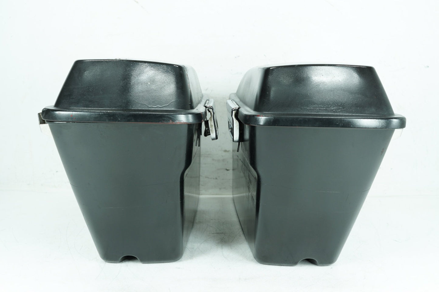 1999 - 2006 Harley-Davidson Touring Electra Glide Left Right Saddlebags Luggage NOKey 90752-93