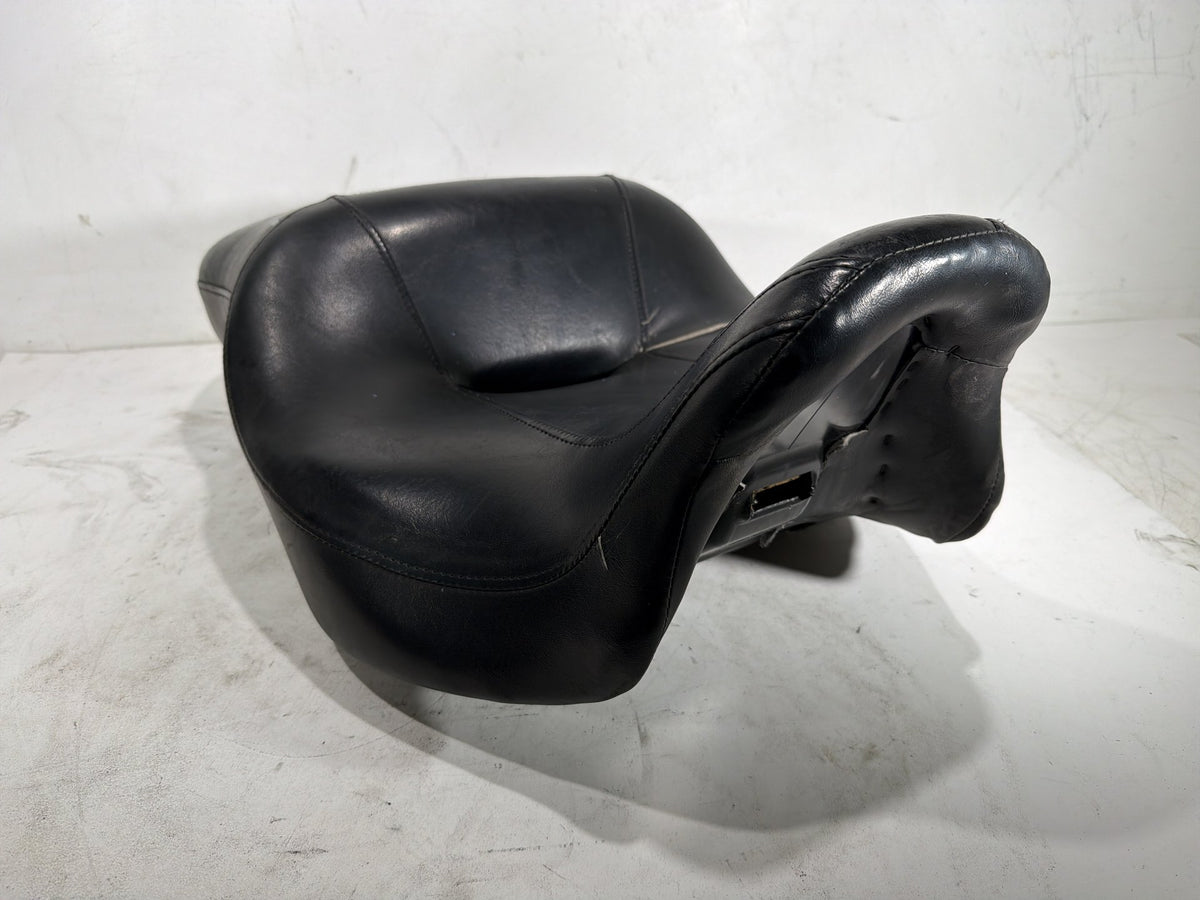 2010 Harley Electra Glide Touring Ultra OEM Passenger Rider Driver Seat Saddle