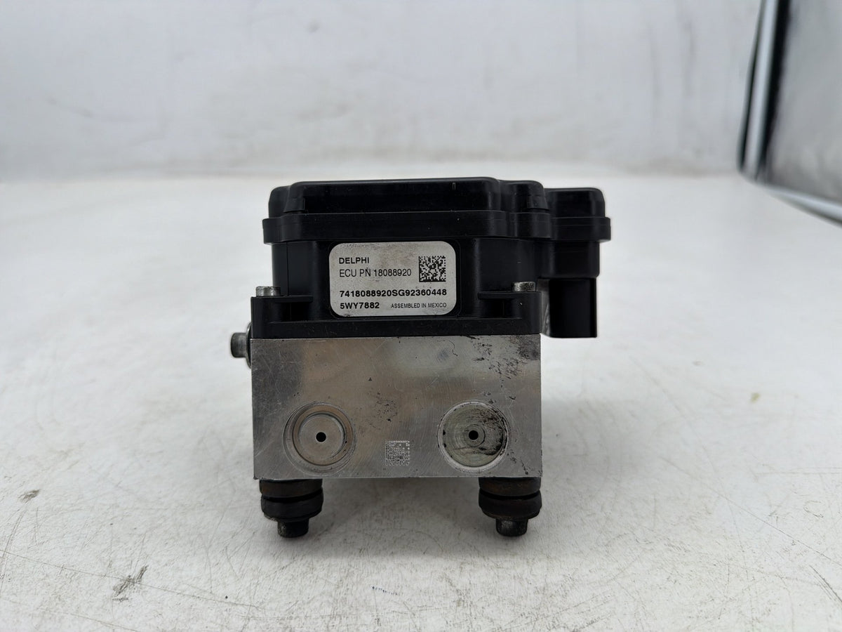 2010 Harley Electra Glide Touring Ultra OEM ABS Brake Pump & Control Module