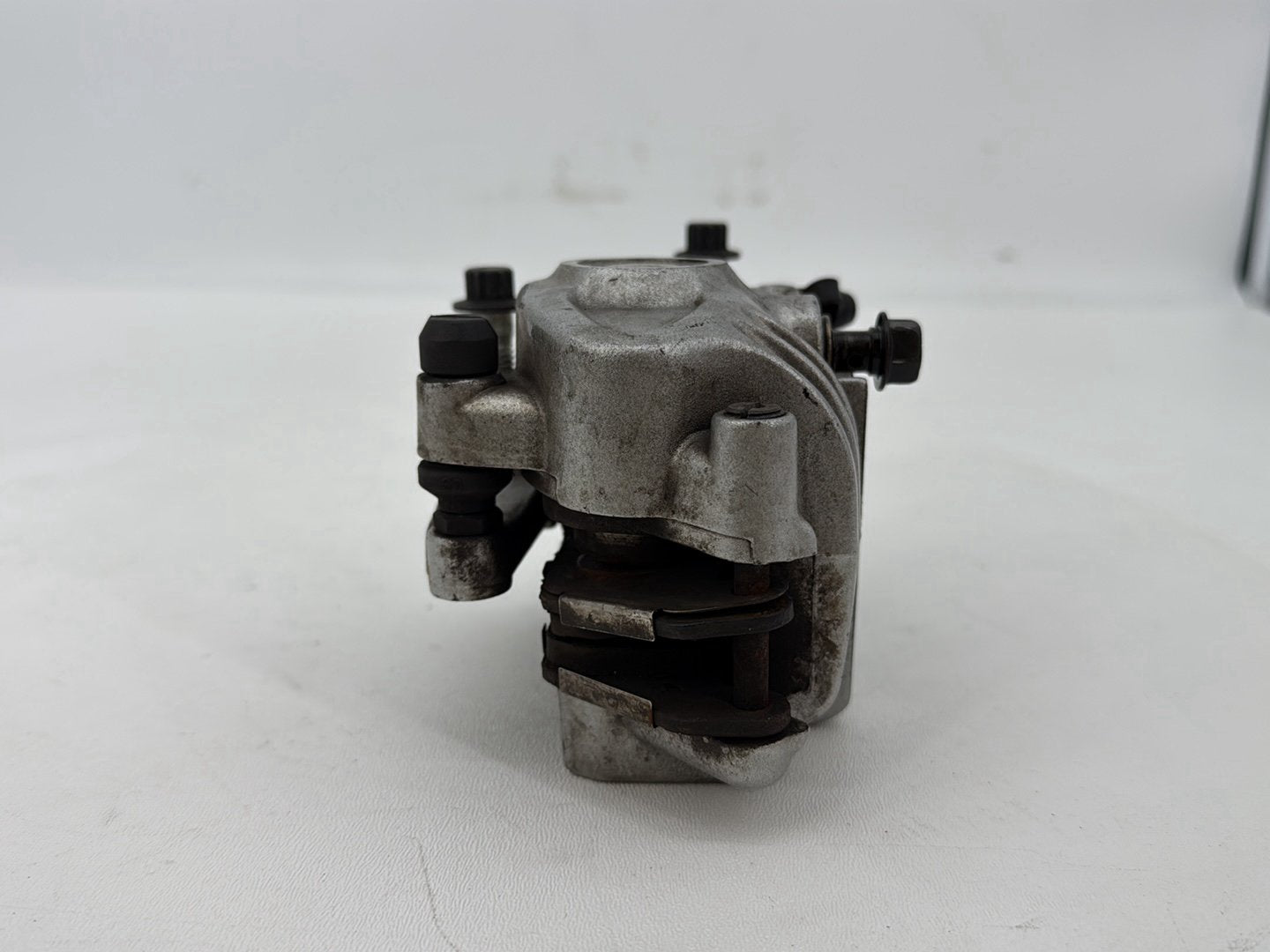 2004 - 2013 Harley-Davidson Sportster 883 Custom Front Left 1 Brake Caliper 44121-04