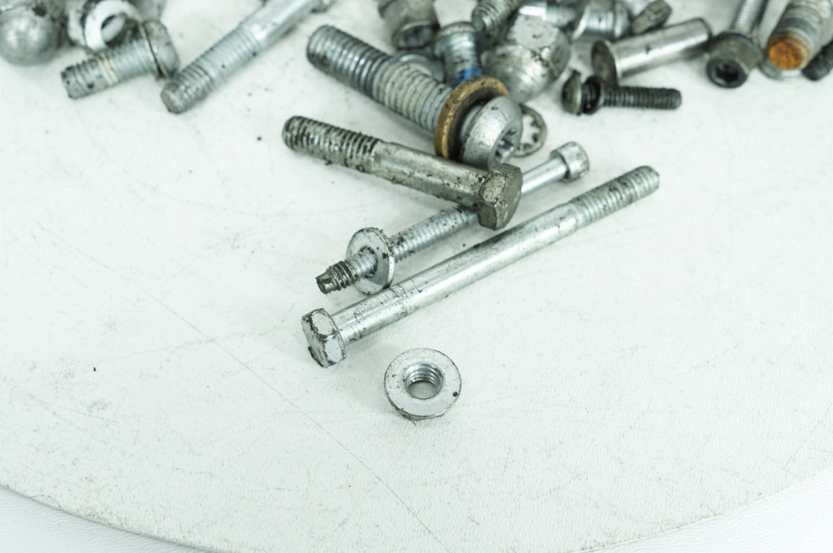 2015 Harley-Davidson Dyna FXDBP - Hardware Bolts Nuts & Brackets