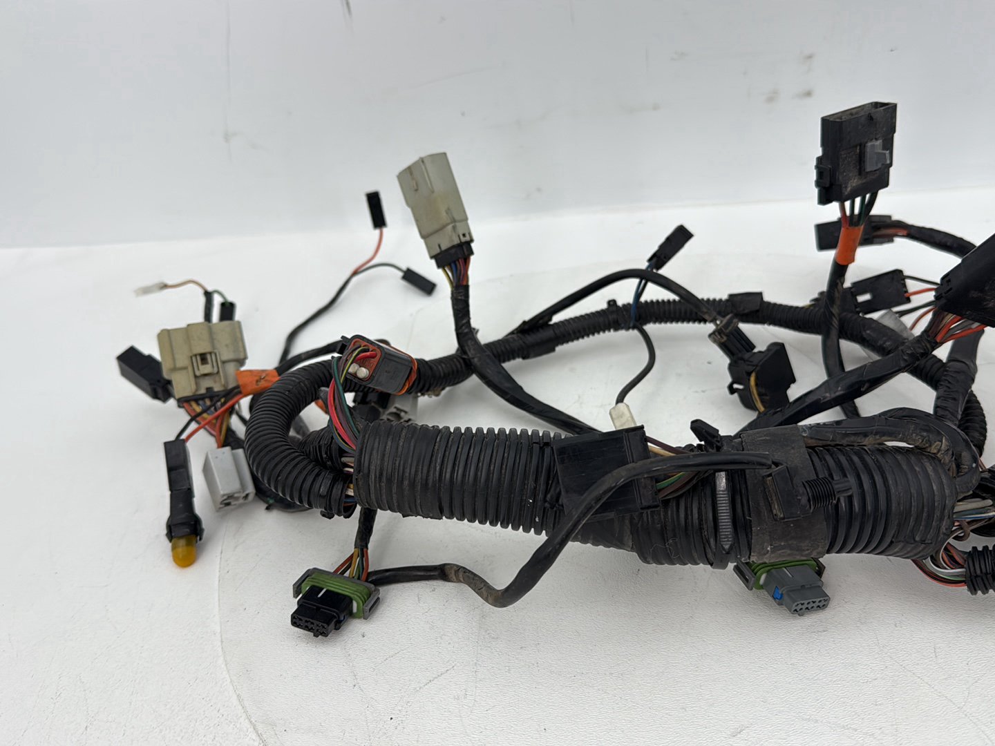 2007 - 2011 Harley-Davidson Touring Electra Glide Ultra Front Sub Wiring Harness Loom Interconnect 70232-10