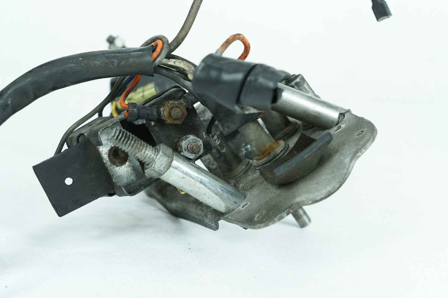1984 Harley-Davidson Softail Heritage Fuel Gas Tank Dash Console NOKey 70935-73
