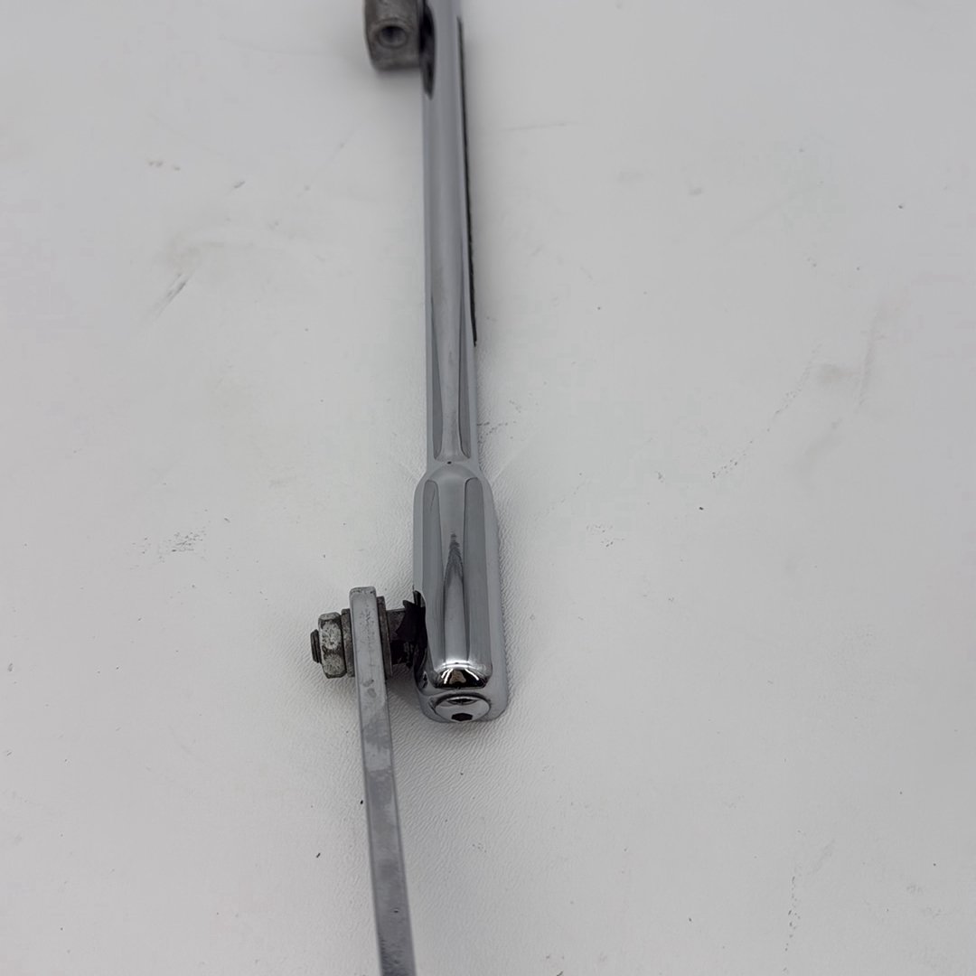 2007 - 2012 Harley-Davidson Touring Street Glide Gear Shifter Lever w/ Rod linkage  	33709-82A