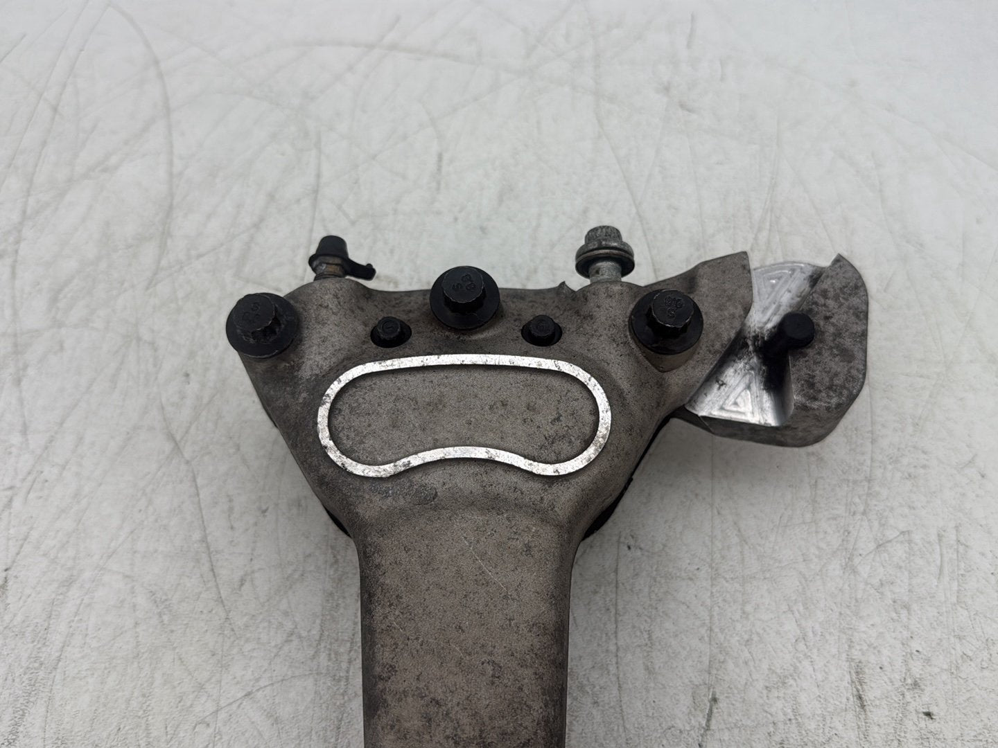 2004 Harley Road King Touring Custom FLHRSI OEM Rear Back Brake Caliper