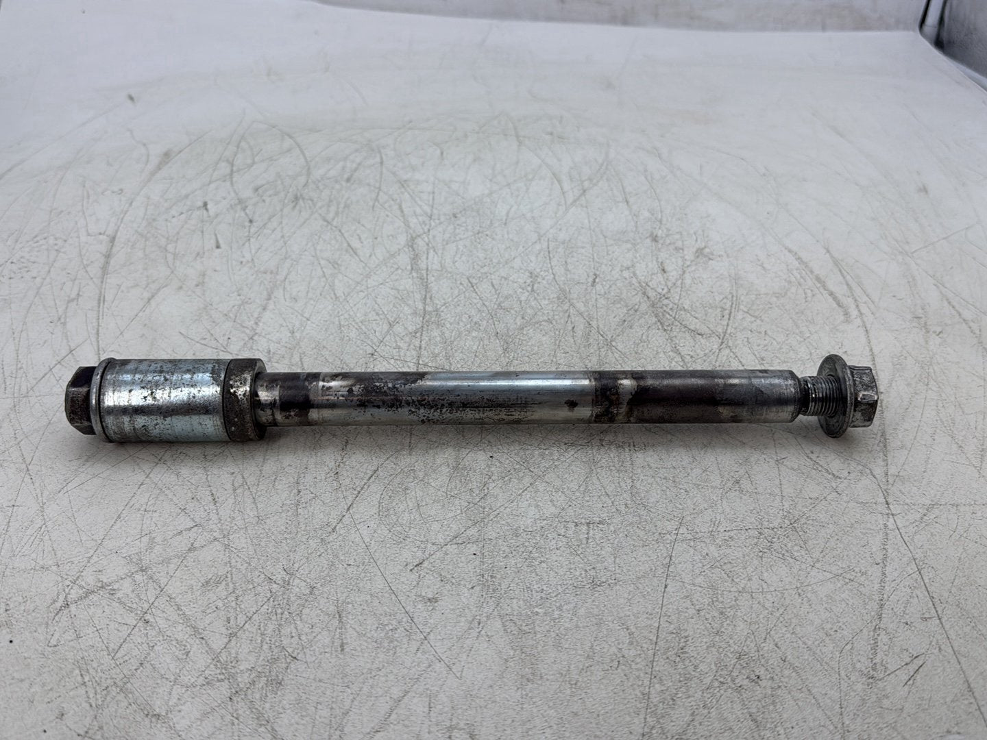 2007 Harley Dyna Street Bob FXDBI OEM Rear Wheel Axle Bolt Shaft