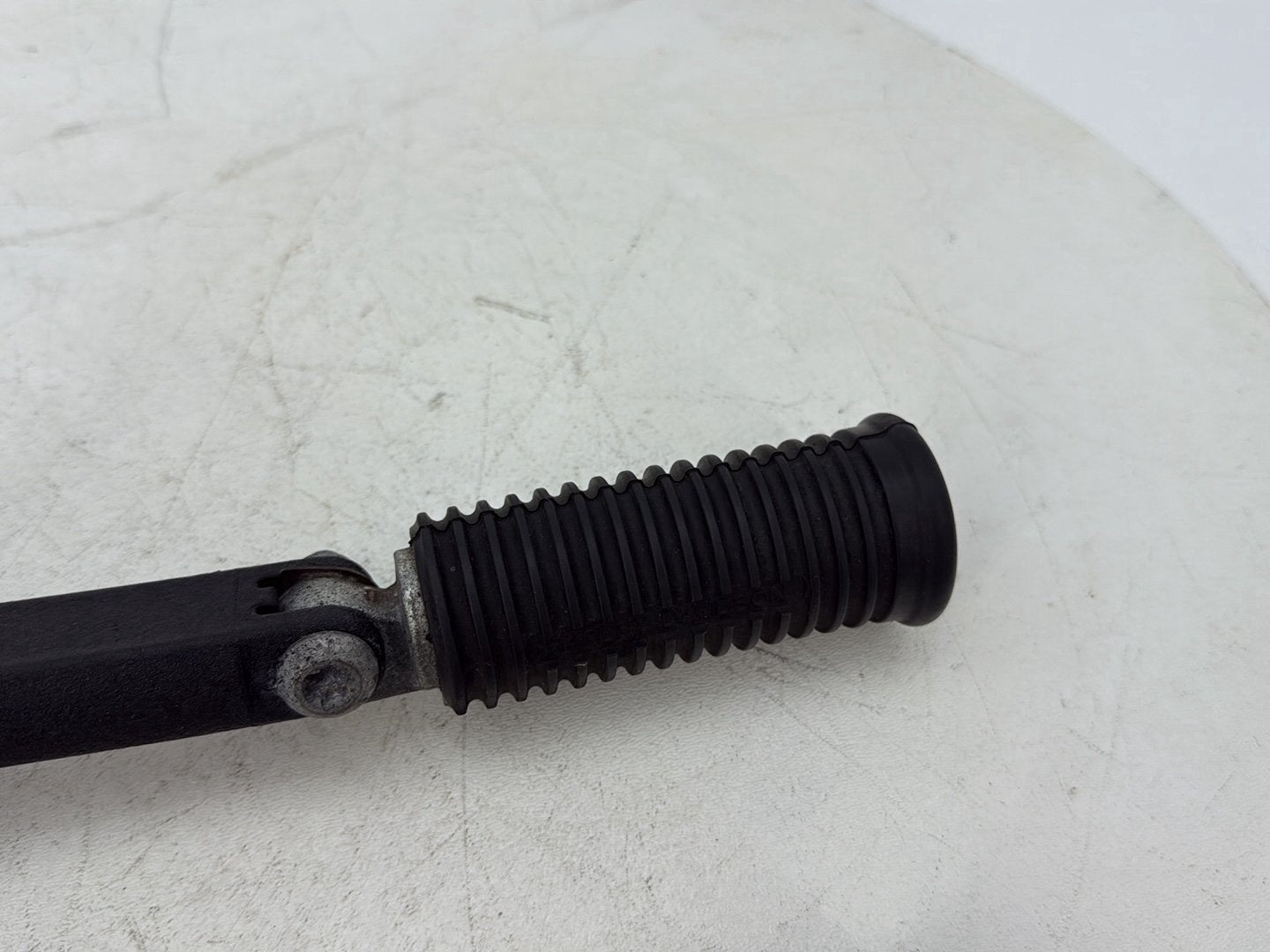 2012 Harley Dyna Fat Bob FXDF 103 OEM Passenger Left & Right Foot Pegs