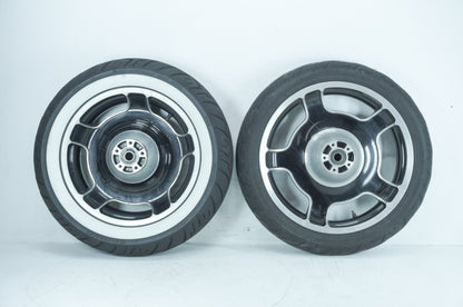 2007 - 2011 Harley-Davidson Touring Street Glide Front & Rear Wheel Rim Tire 47871-10