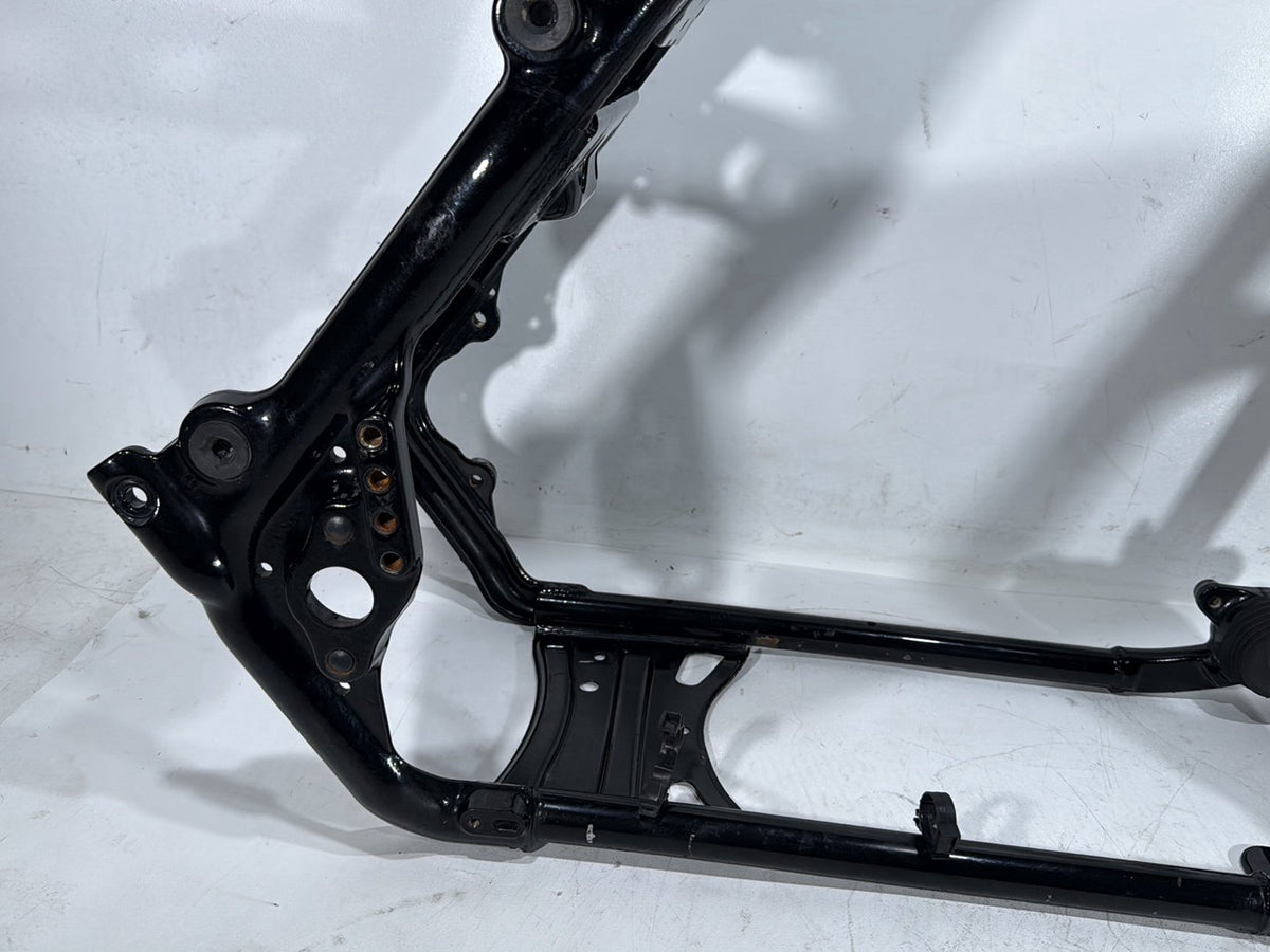 10 Harley Street Glide Touring FLHX OEM Body Main Frame Chassis 47900-10BHP SLVG