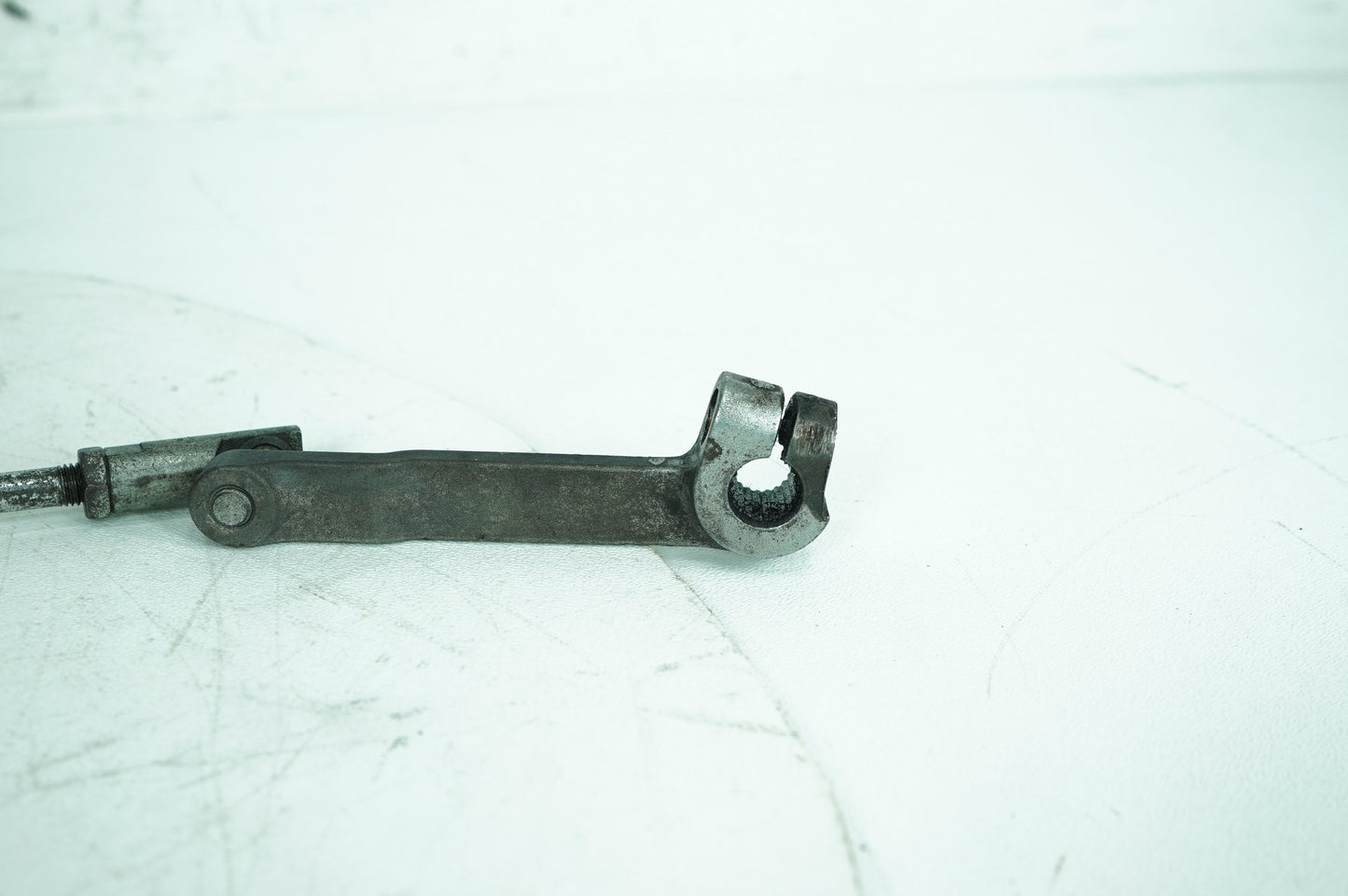 2008 Harley Touring FLHT Electra Glide OEM Gear Shifter Lever w/ Rod linkage