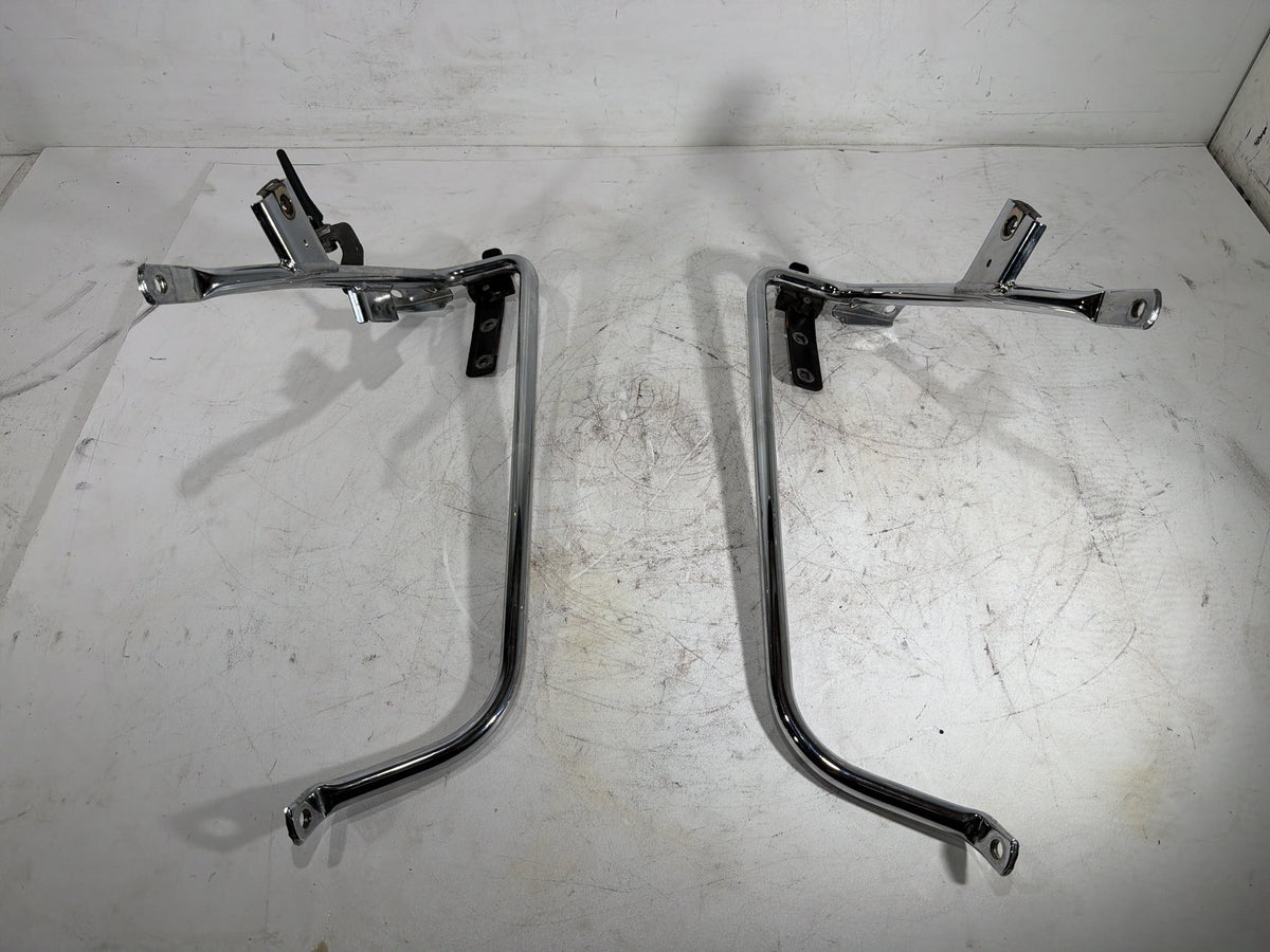 2009 Harley Street Glide Touring OEM Rear Left Right Saddlebag Guard Rails Bar