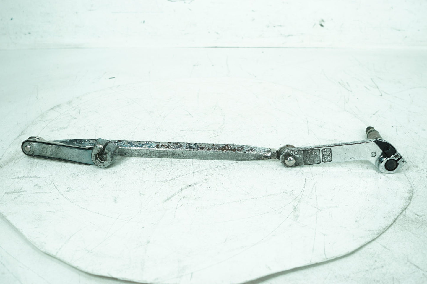 2007 - 2011 Harley-Davidson Touring Electra Glide Ultra Gear Shifter Lever w/ Rod linkage 33718-82B