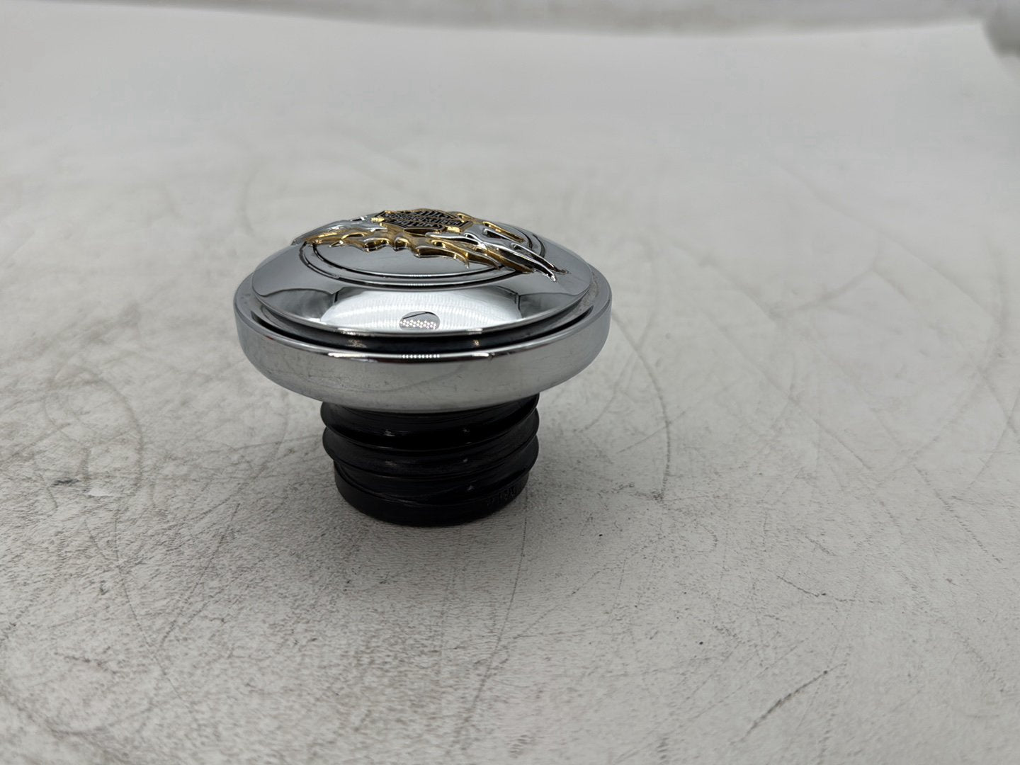2000 Harley Dyna FXDWG Wide Glide OEM Fuel Cap Gas Tank Bushing Hub