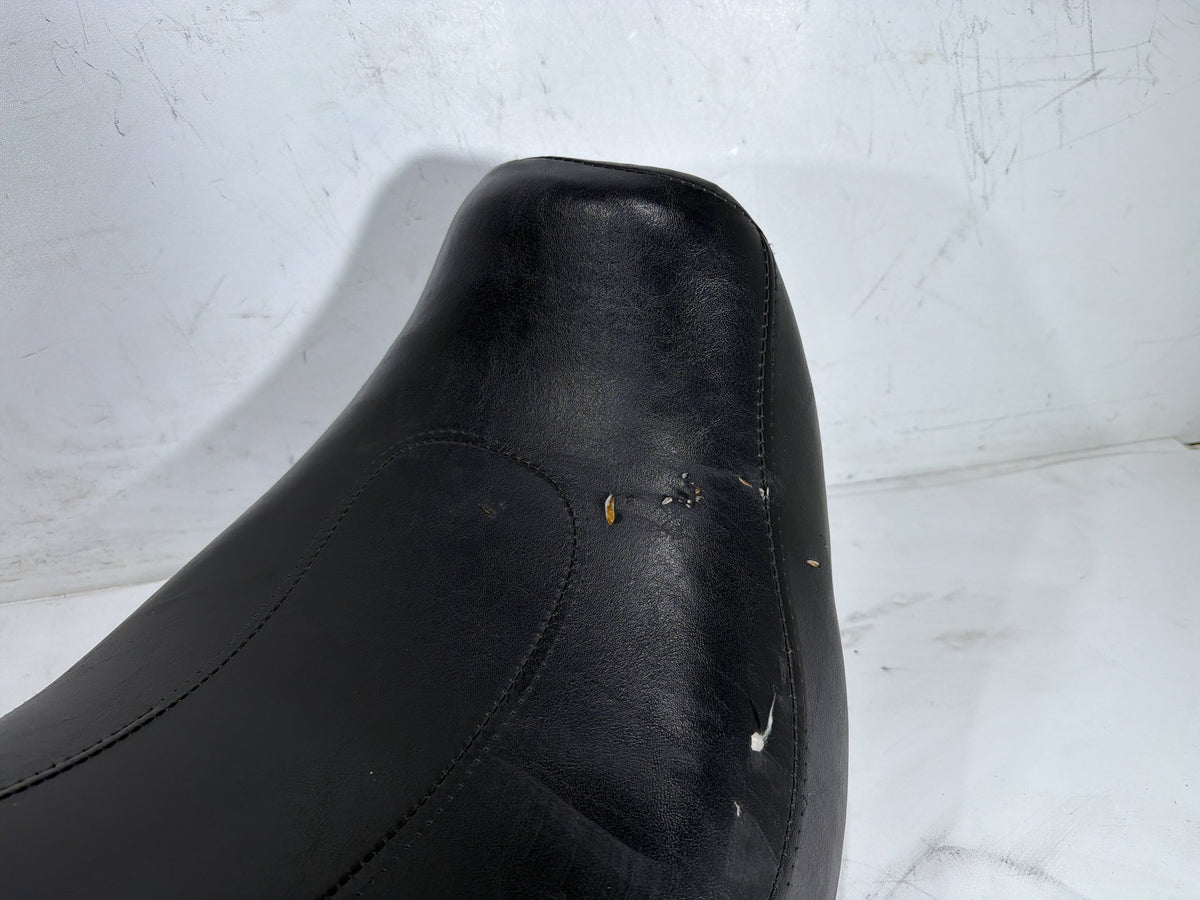 2006 Harley Softail Deuce FXSTDI OEM Passenger Rider Driver Seat Saddle * TORN *