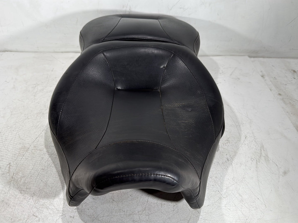 2010 Harley Electra Glide Touring Ultra OEM Passenger Rider Driver Seat Saddle