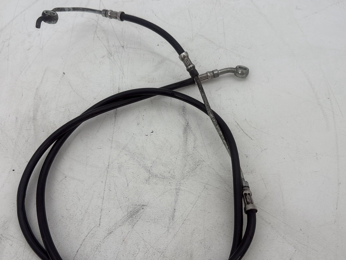 2011 Harley Electra Glide Ultra FLHTK OEM Front Brake Hose Line Pipe ABS