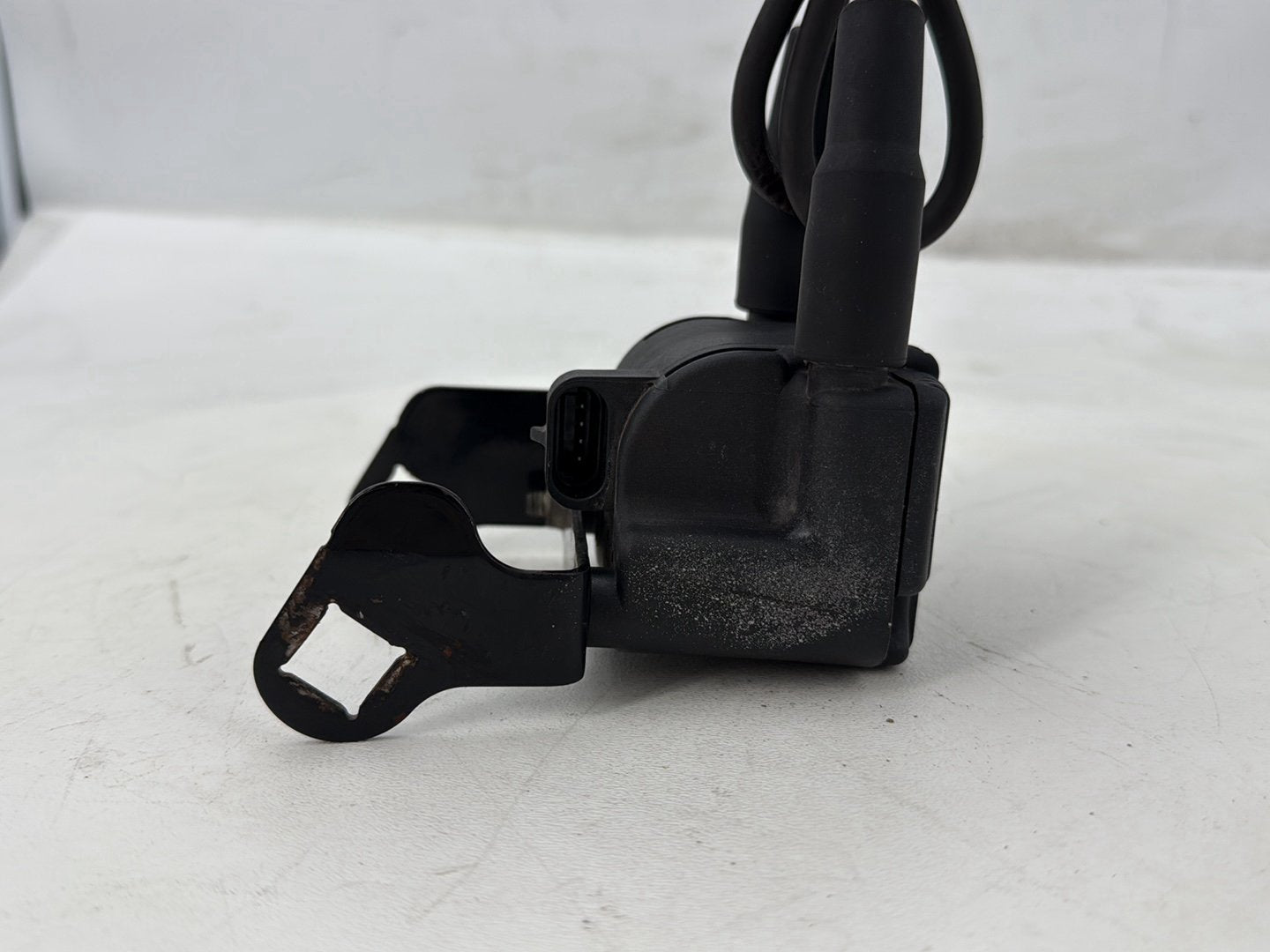 2005 Harley Road Glide Touring FLTRI OEM Ignition Coil Spark Plugs Cable