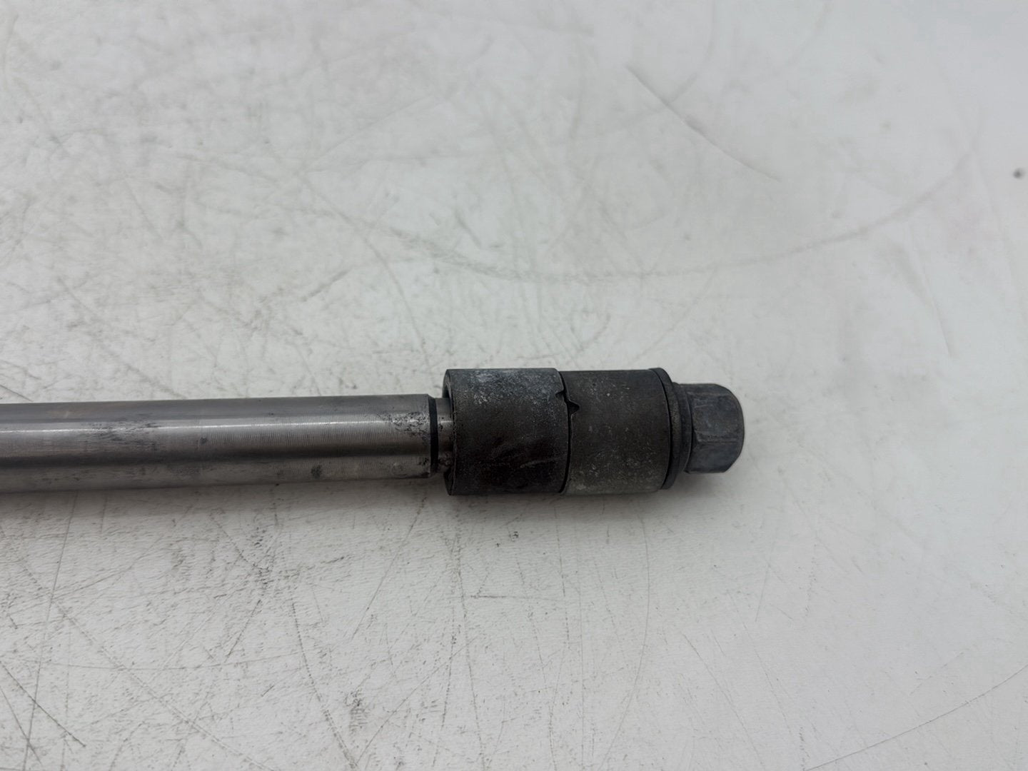 2005 Harley Dyna FXDWG Wide Glide OEM Front Wheel Axle Bolt Shaft