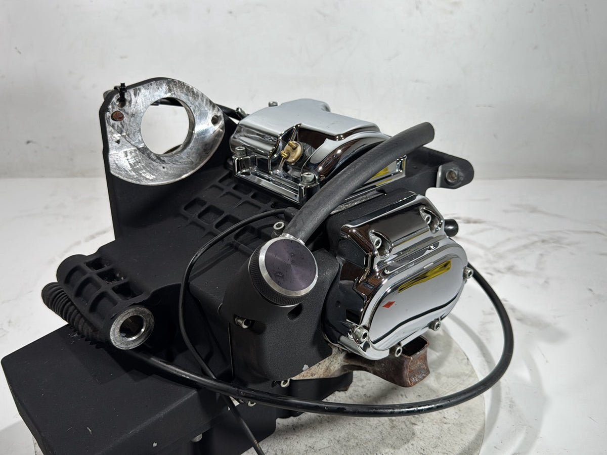 2006 Harley Street Glide Touring FLHXI OEM 5 Speed Transmission Gearbox 10K