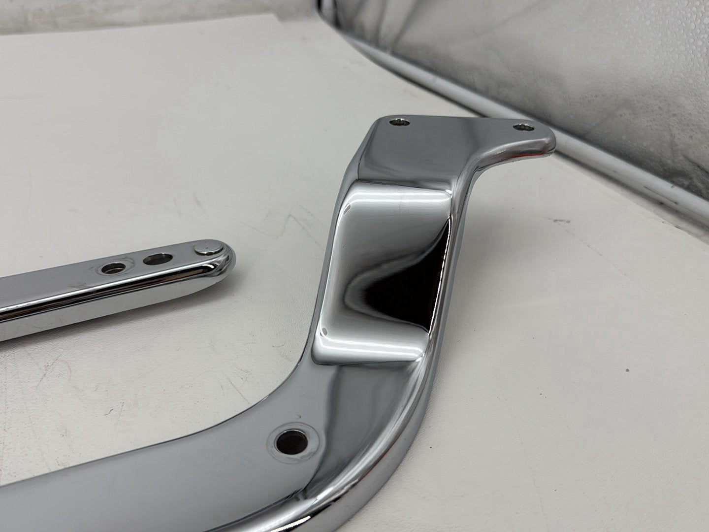 2004 Harley Softail FLSTC Heritage Classic OEM Rear Left Right Fender Struts Bracket