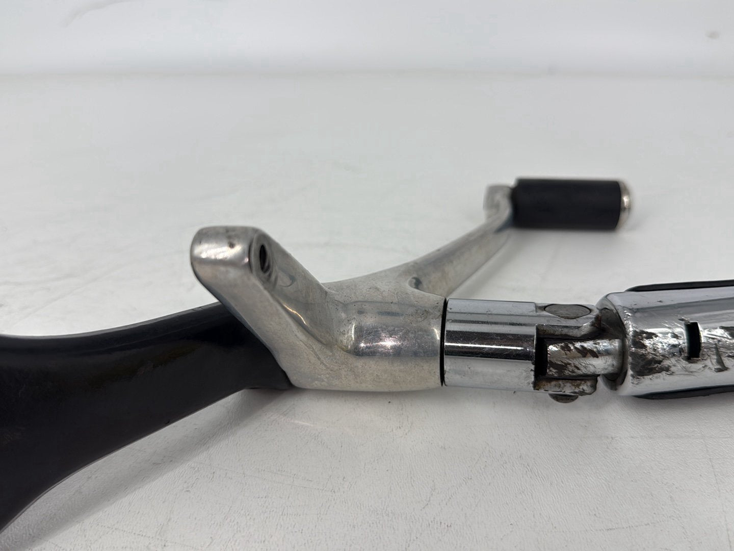 2005 Harley Sportster XL883C 883 Custom OEM Left Driver Foot Controls Peg Rest