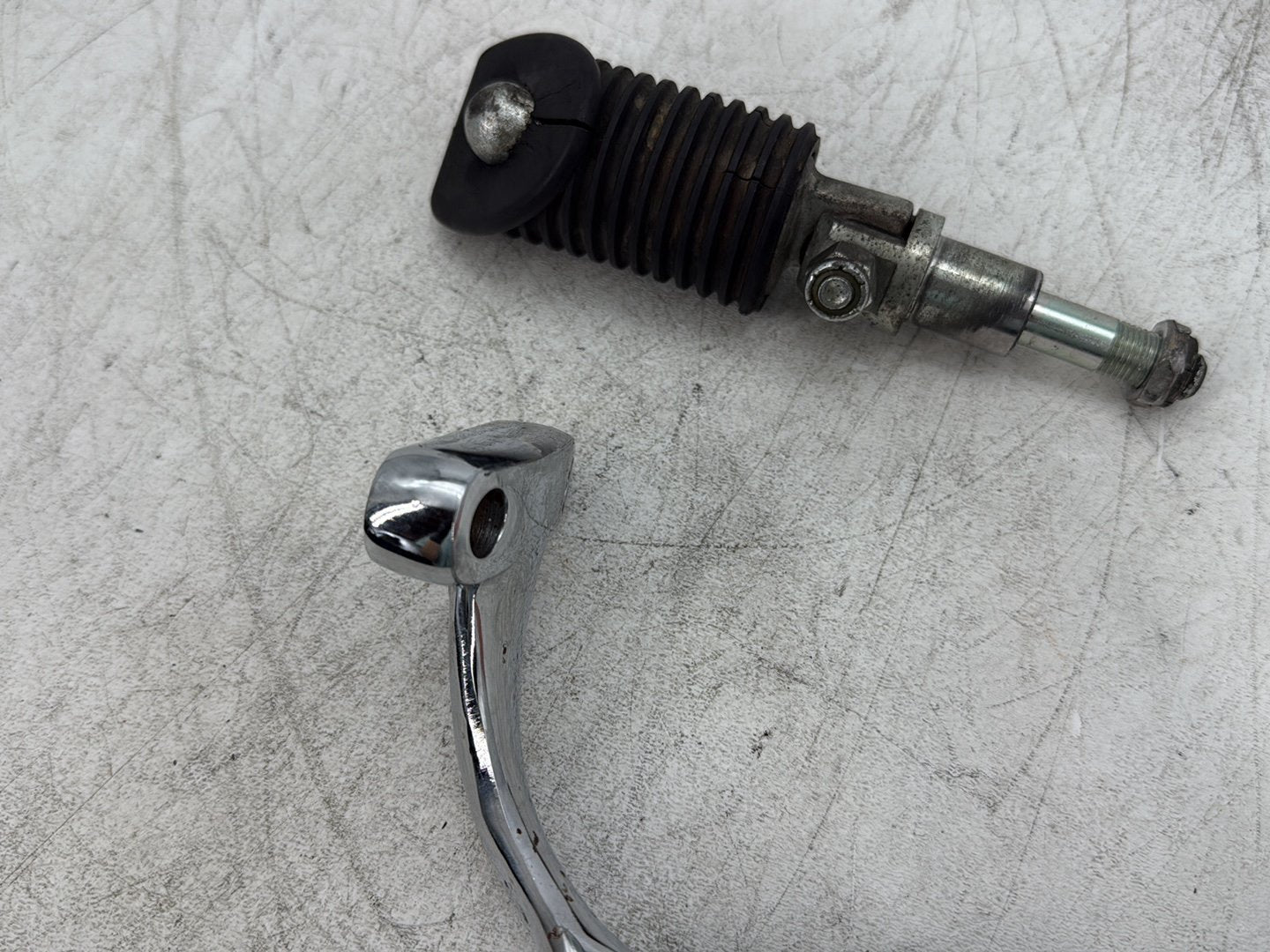 1997 Harley Sportster 1200 Custom XL1200C OEM Left & Right Step Foot Rest Pegs