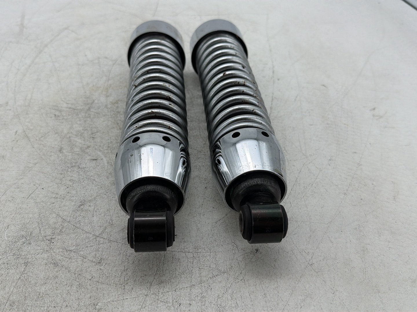 2006 Harley Dyna Super Glide FXDI OEM Rear Left Right Shock Absorbers