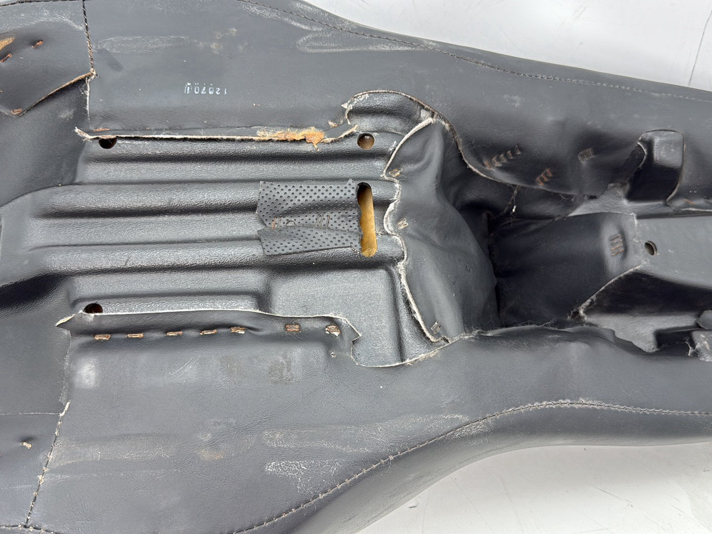 2007 Harley Street Glide Touring FLHX OEM Passenger Rider Driver Seat Saddle