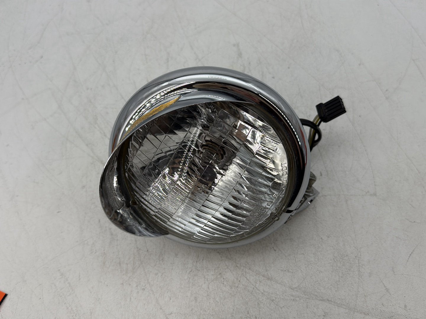 2000 Harley Dyna FXDWG Wide Glide OEM Headlight Headlamp Head Light Halogen