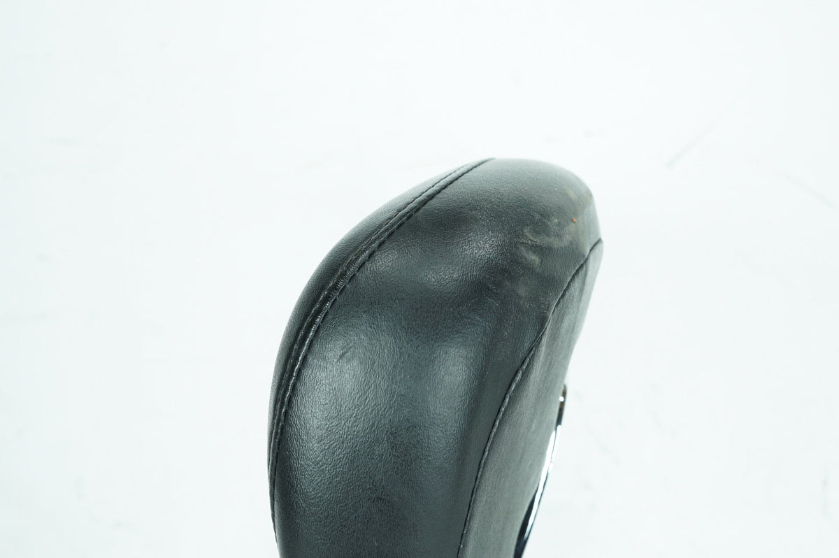 2013 Harley Dyna Super Glide Custom OEM Rear Sissy Bar w/ Backrest Cushion Pad
