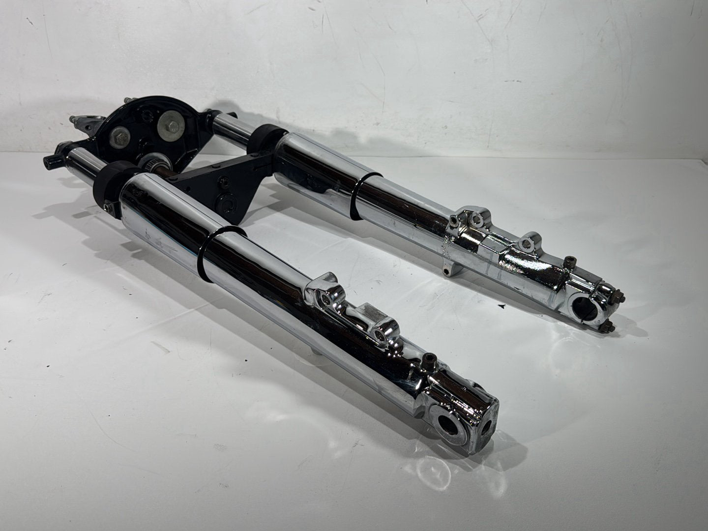 2003 Harley Electra Glide Touring Ultra FLHTCUI OEM Front Triple Tree Set & LH RH Fork Legs Sliders