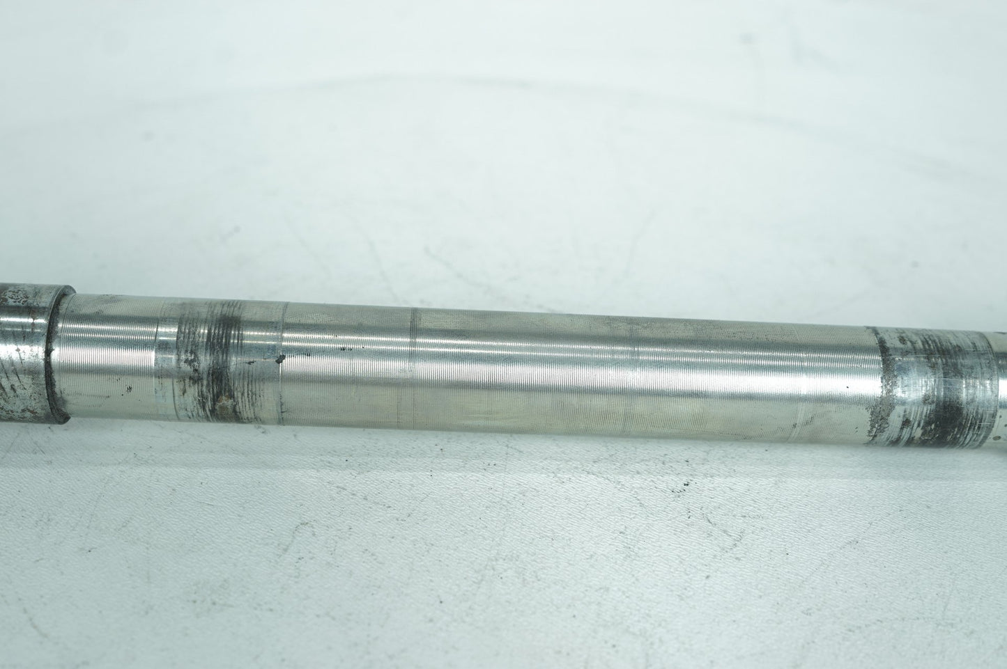 1999 - 2006 Harley-Davidson Touring Electra Ultra Front Wheel Axle Bolt Shaft 43364-00