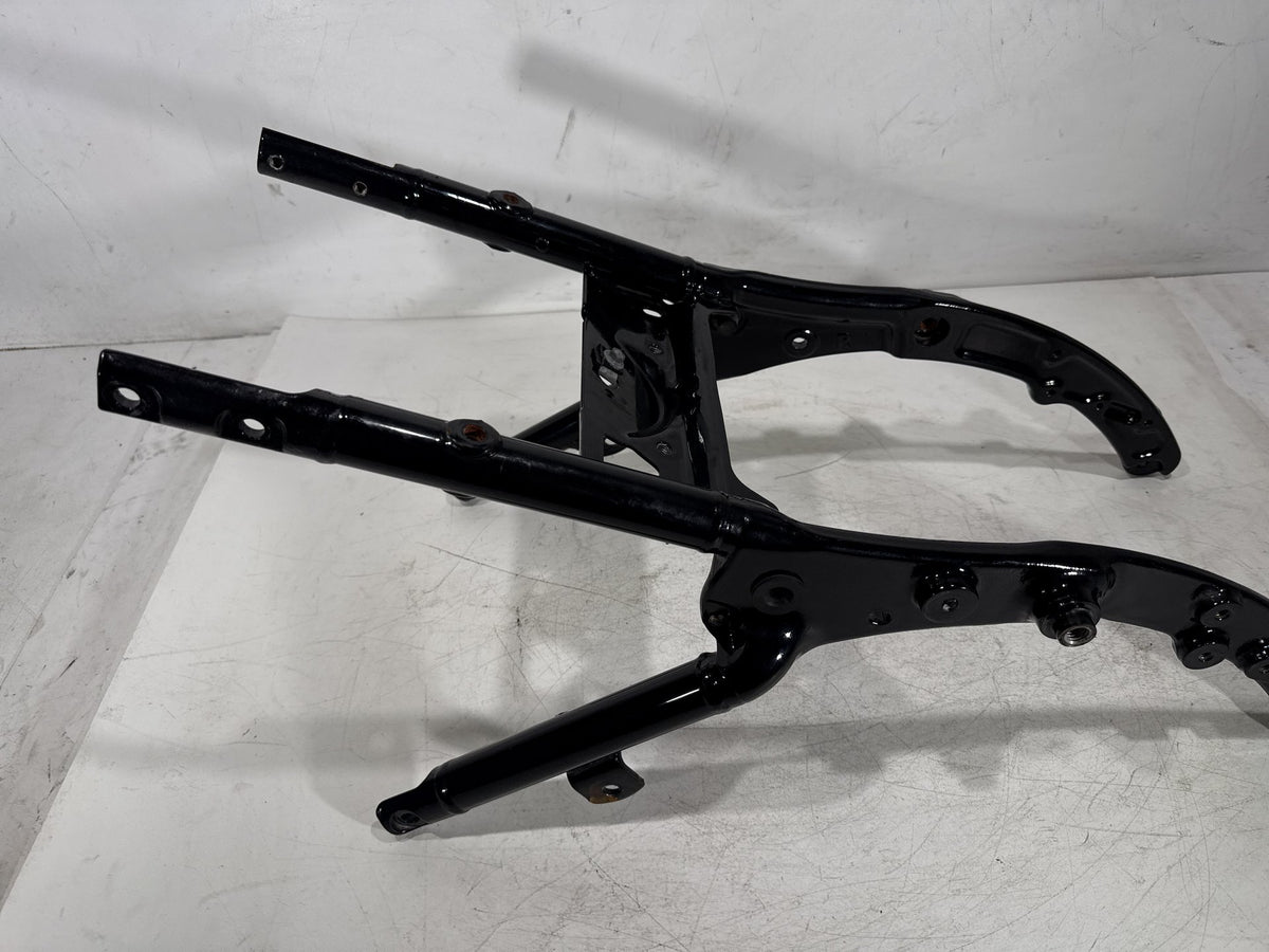 10 Harley Road King Touring Police OEM Rear Back Sub Frame Rail Bar 48079-09BHP