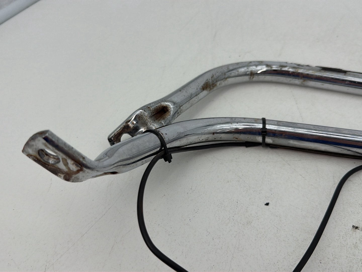 2007 - 2012 Harley-Davidson Touring Street Glide Rear Left Right Saddlebag Guard Rails Bar