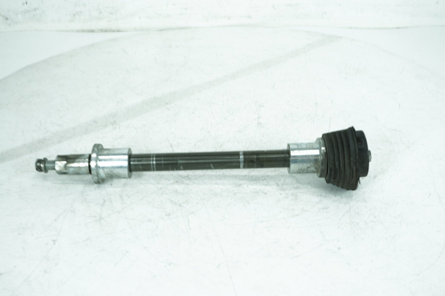2008 - 2016 Harley-Davidson Touring Electra Glide Ultra Rear Fork Swingarm Pivot Bolt Shaft 47540-11