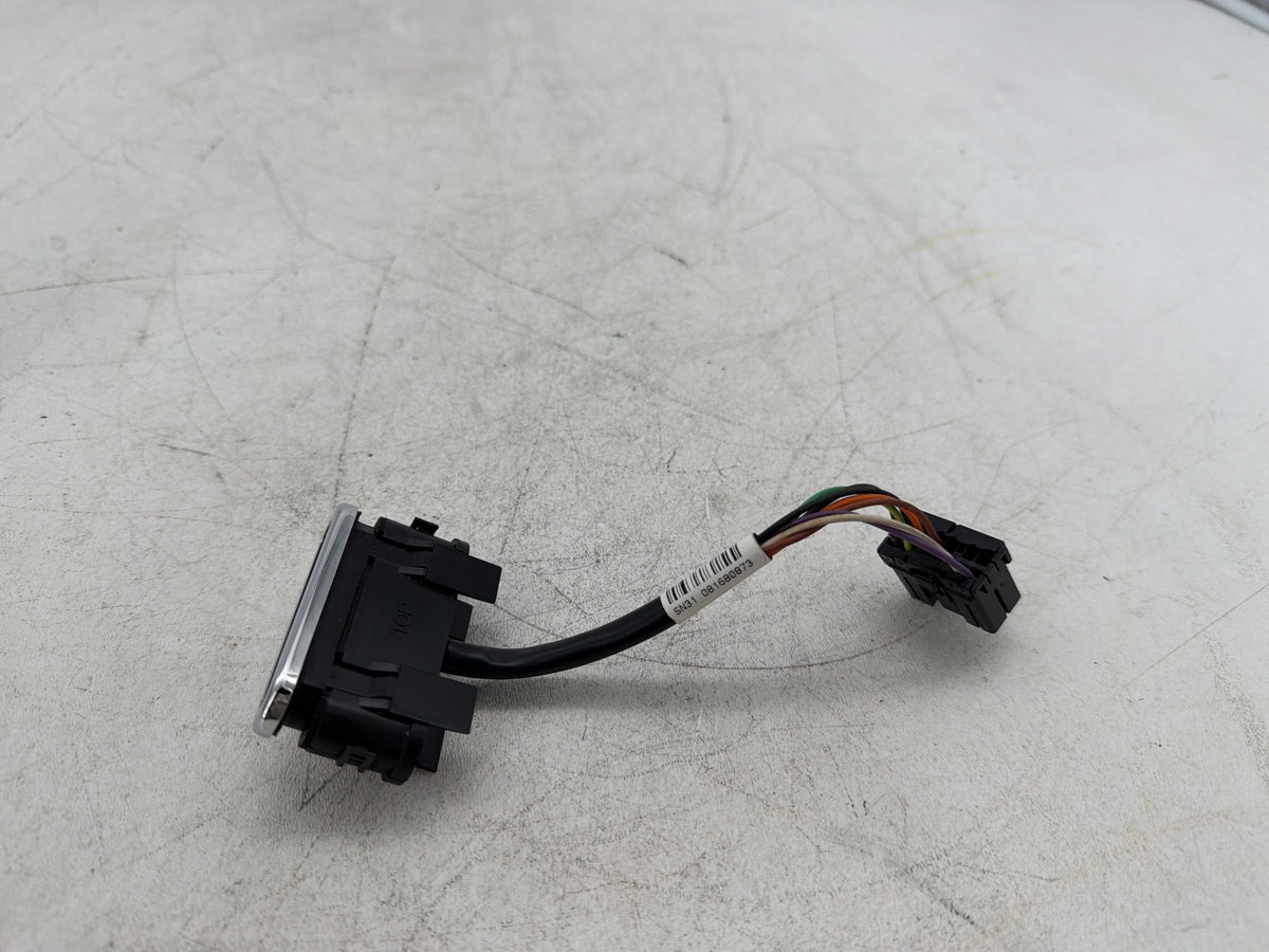 09 Harley Electra Glide Touring CVO OEM Dash Indicator Lamp Wire Plug 68789-96A