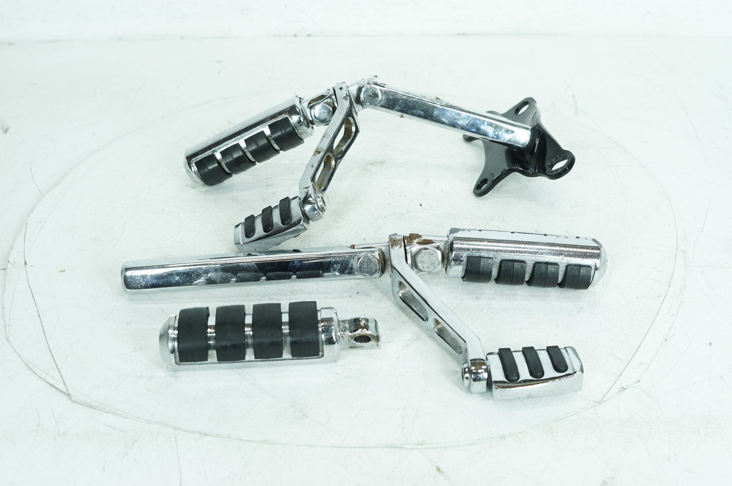 1991 - 2003 Harley-Davidson Sportster Hugger Left & Right Driver Step Foot Rest Pegs 50643-82