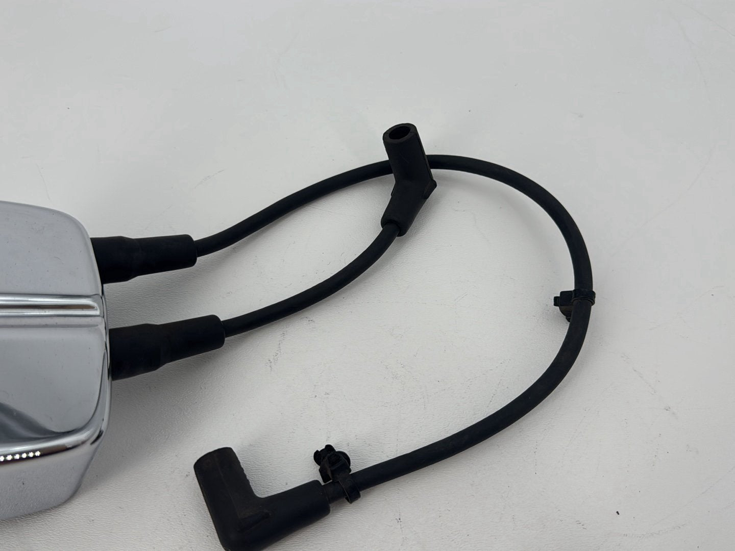 1999 - 2006 Harley-Davidson Dyna Low Rider Ignition Coil Spark Plugs Cable w/ Cap Trim Cover Panel