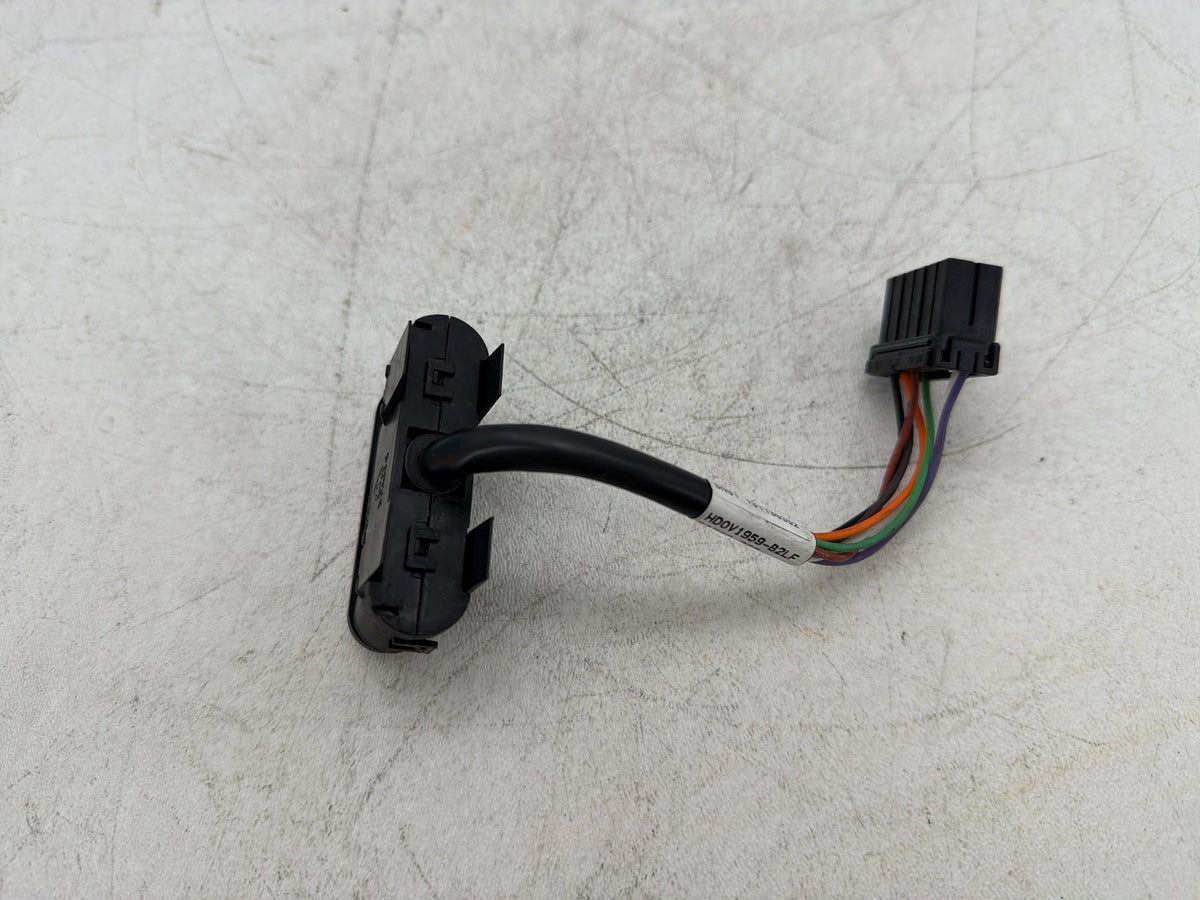 2013 Harley Electra Glide Touring FLHTCU OEM Dash Indicator Lamp Wire Plug In