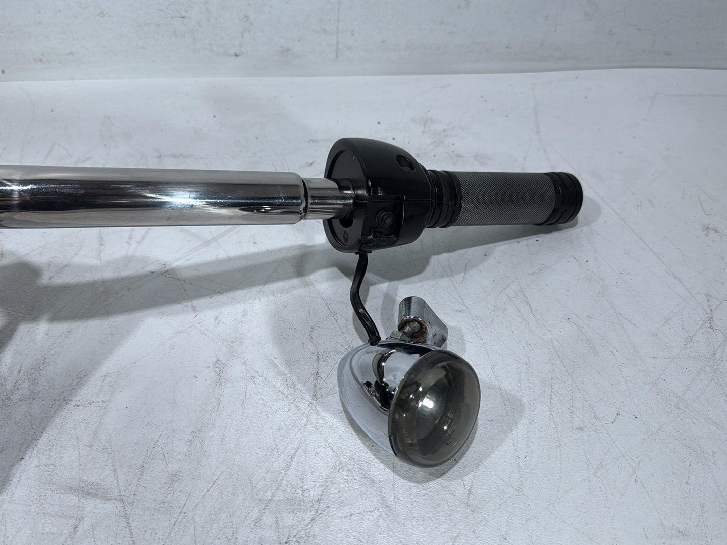 2008 Harley Dyna Fat Bob FXDF OEM Handlebars Left Right Switches Controls