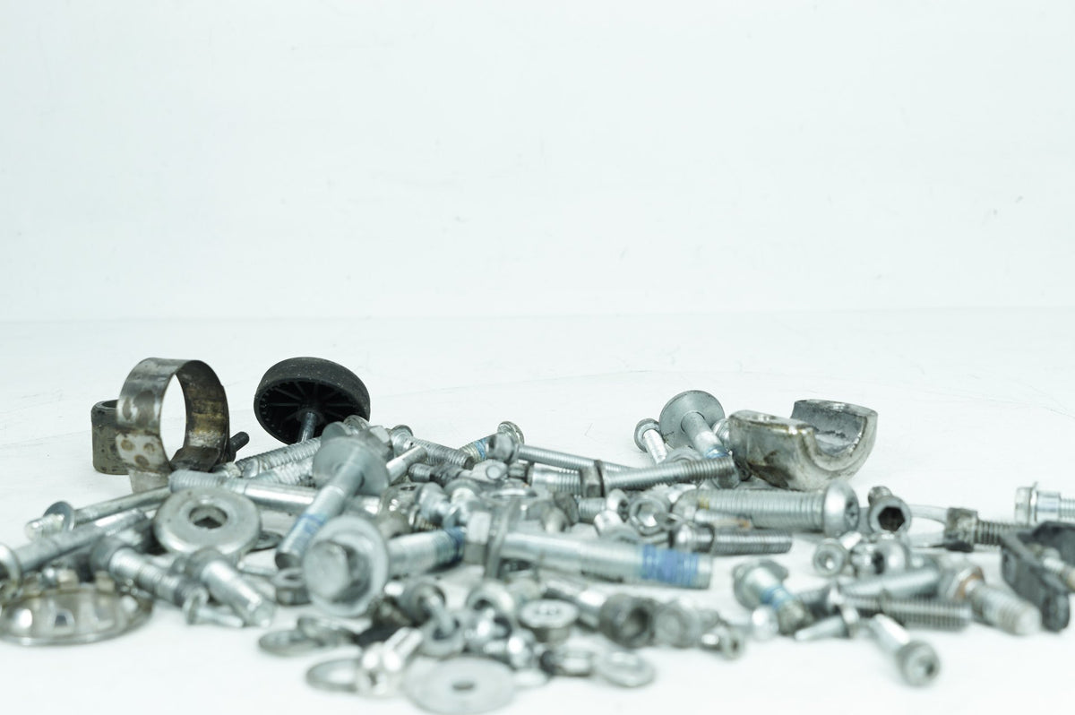 Hardware Bolts Nuts & Brackets, 2016, Harley-Davidson, Dyna, Low Rider, FXDL